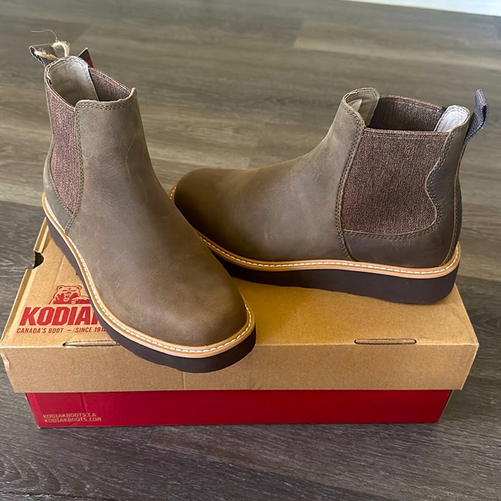 Women’s Kodiak Bonshaw Boots Size 7